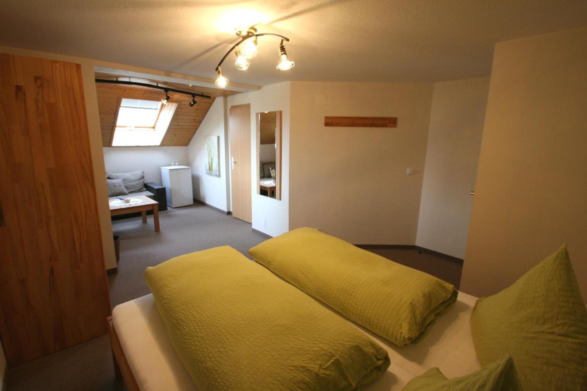 Cafe-Pension Feldbergblick ทิทิเซ-นอยชตัดท์ ภายนอก รูปภาพ